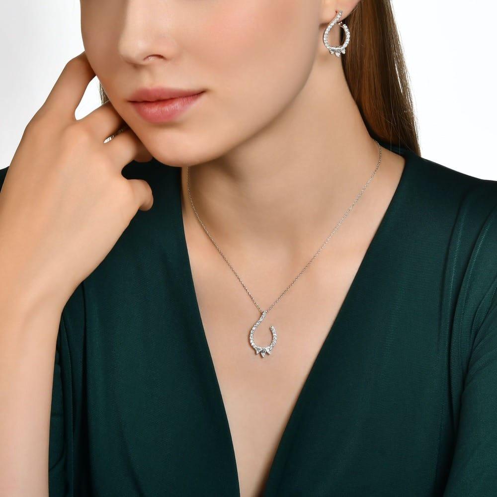 1.18 Karat Mezza Baget Pırlanta Küpe