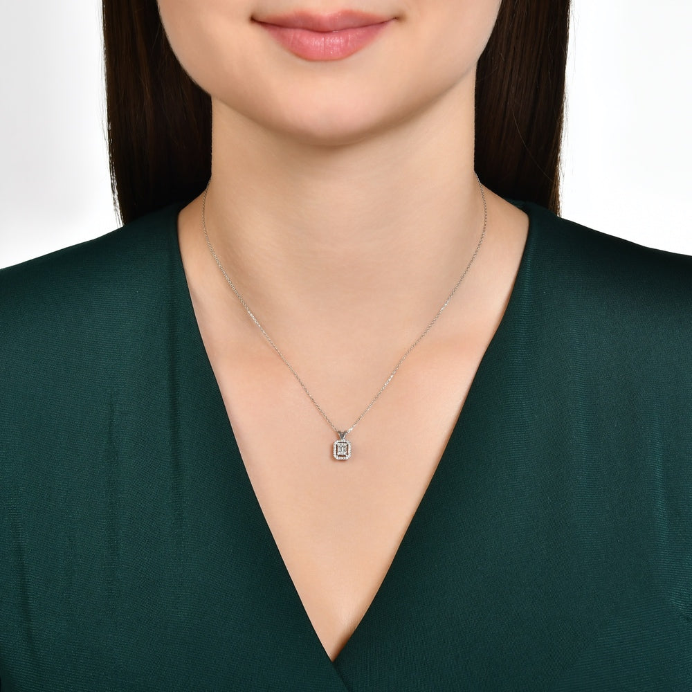0.15 Karat Baget Pırlanta Kolye