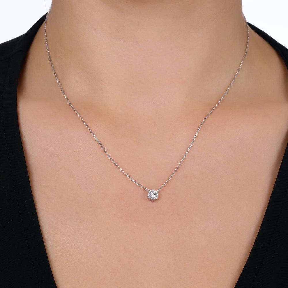 0.18 Karat Pırlanta Kolye
