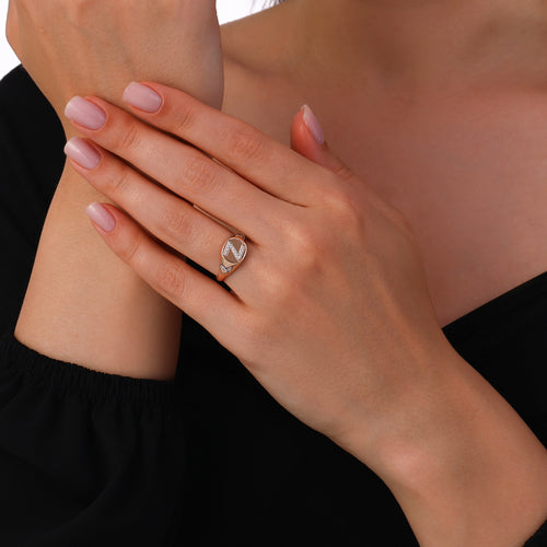 0.11 Karat Z Buchstaben Diamant Ring