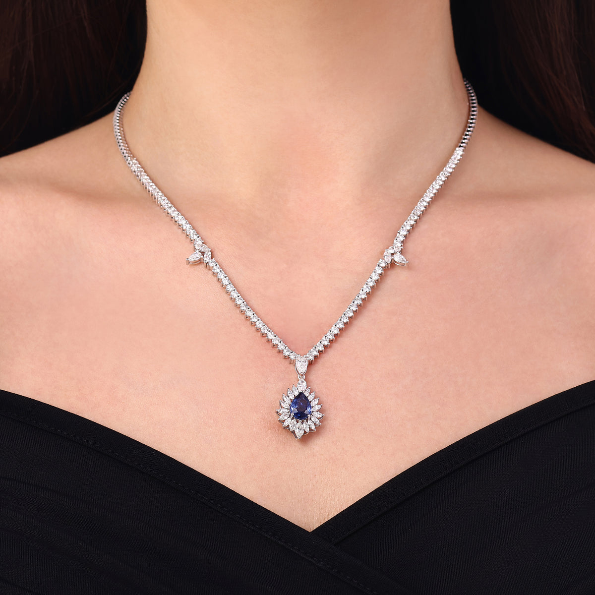 8.78 Karat Safir Diamante Gerdanlık