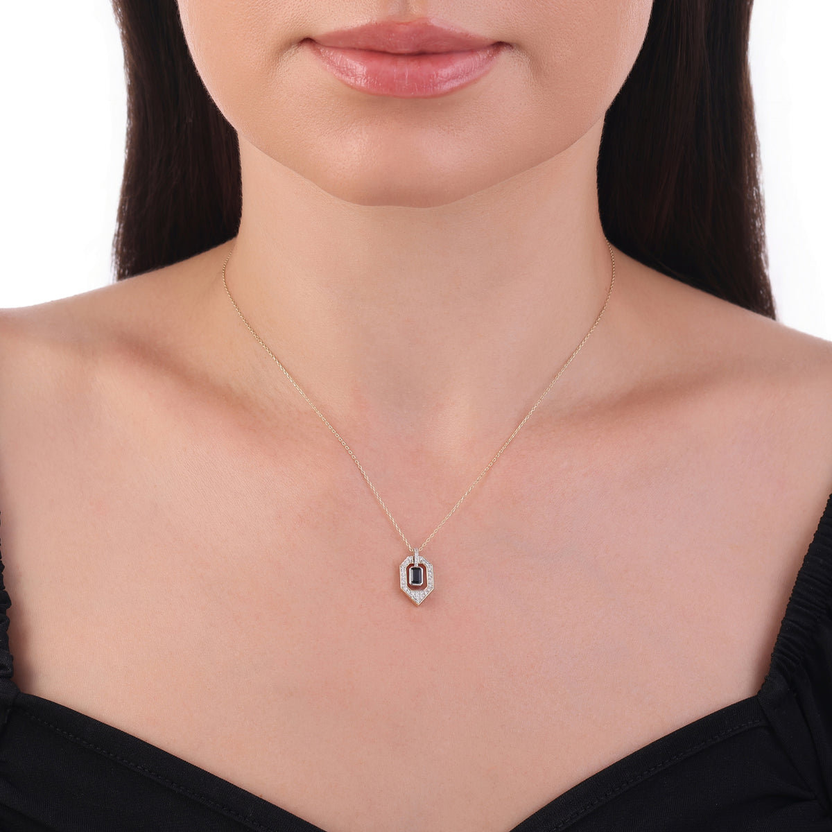 0.61 Karat Safir Pırlanta Kolye