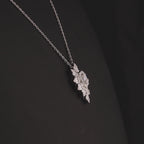 0.49 Karat Baget Pırlanta Kolye