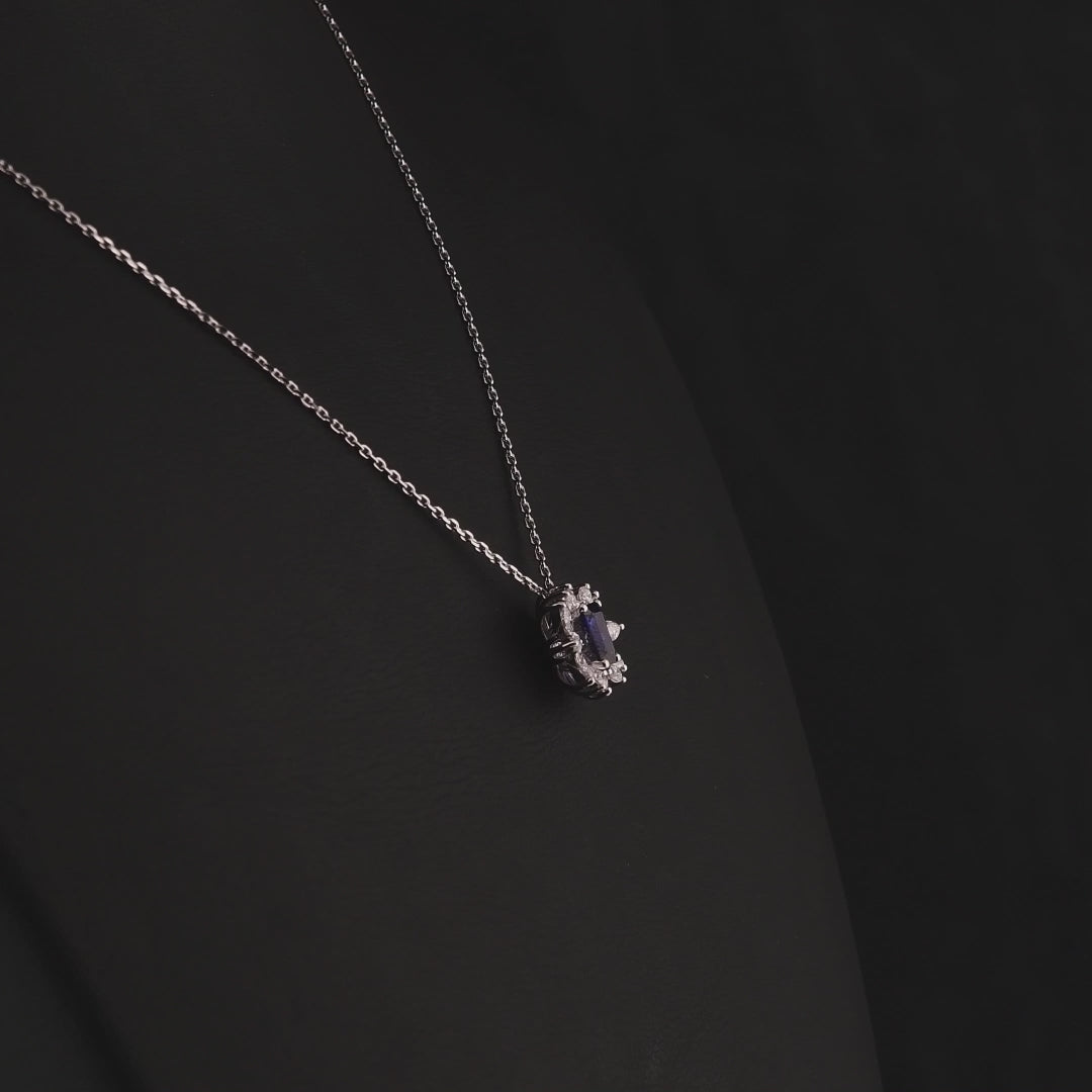 Collana Flora zaffiro marquise diamante da 0,90 carati