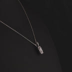 0.38 Karat Baget Pırlanta Kolye